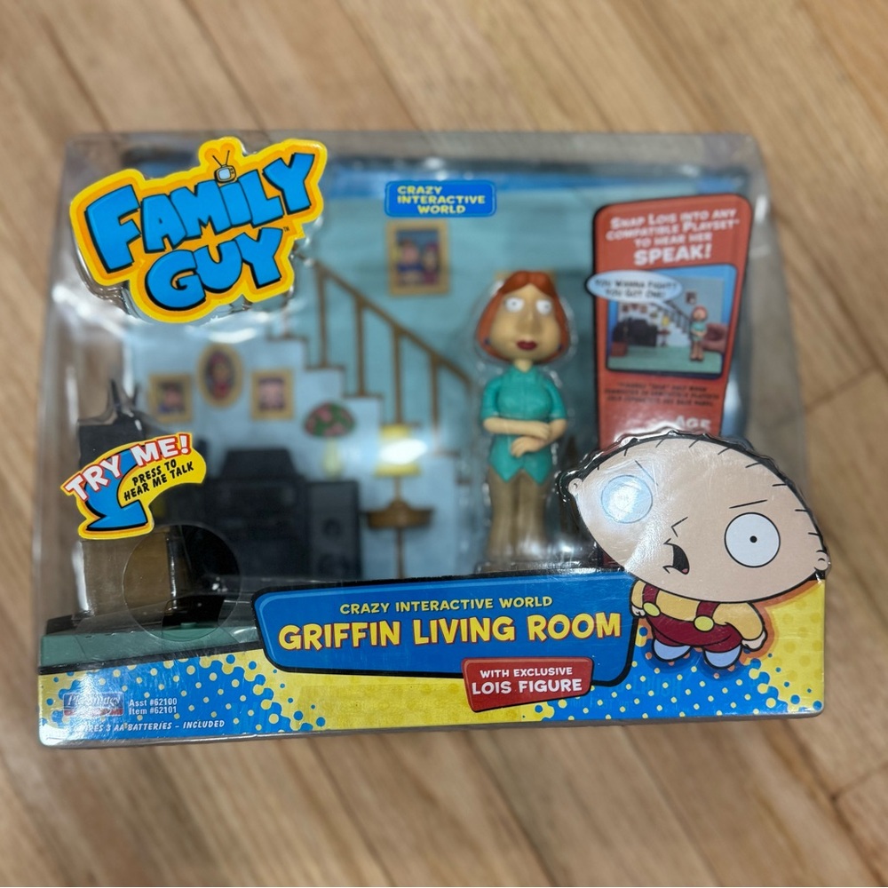 Griffin Living Room with Lois Figure